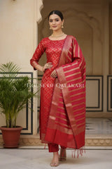 Banarasi Chanderi Cotton Unstitched Dress Material in Red and with matching horizontal zari stripe dupatta – wedding pose