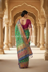 georget silk saree back pose