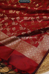Banarasi Unstitched Dress Material in Red plain kurta and zari border along with floral zari jaal dupatta – dupatta
