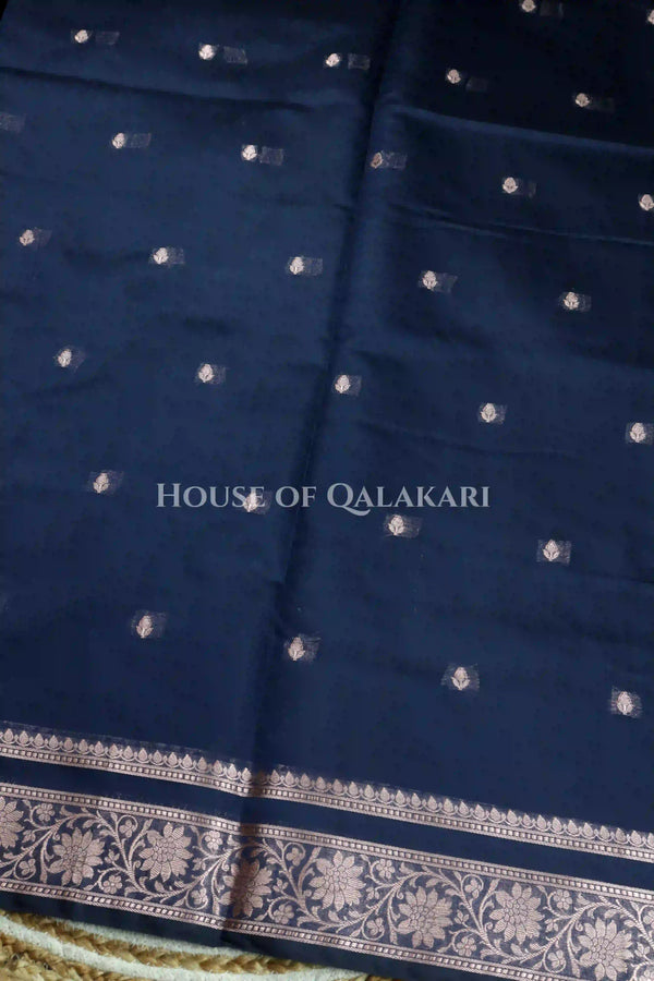 Banarasi Cotton Sarees with Zari Border and subtle pallu in Navy Blue