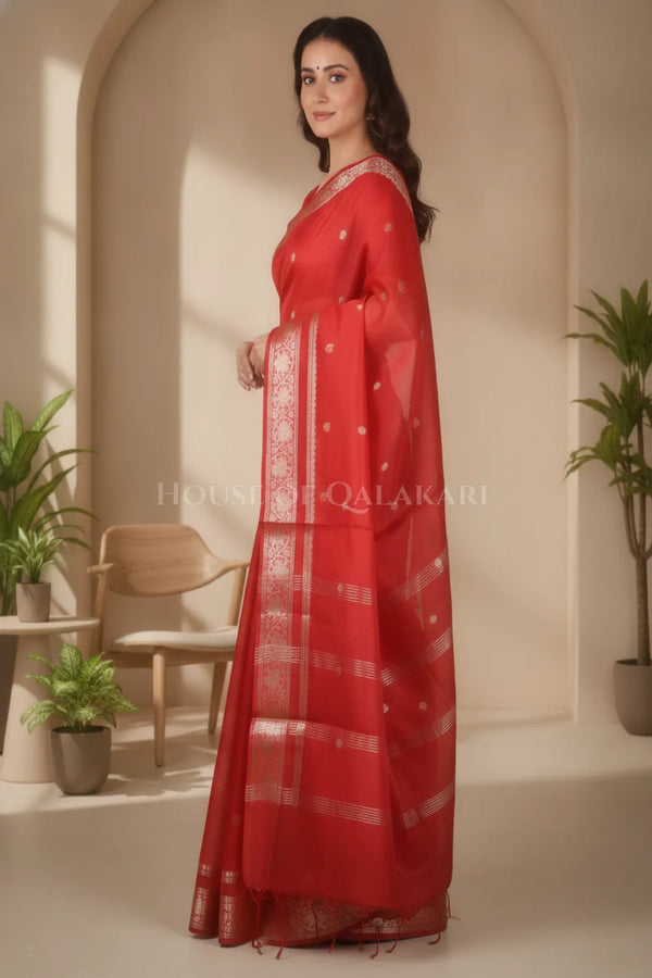 Banarasi Cotton Sarees with Zari Border and subtle pallu in Red