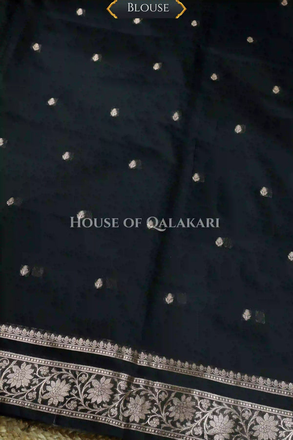 Banarasi Cotton Sarees with Zari Border and subtle pallu in Black