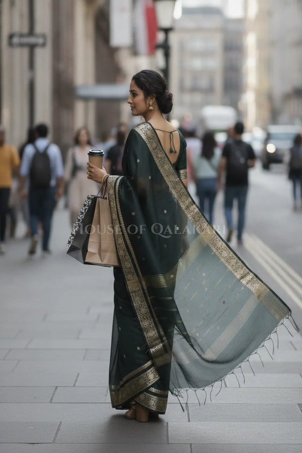 Banarasi Cotton Sarees with Zari Border and subtle pallu in Black