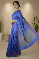 mulmul cotton patola saree 0421 side pose