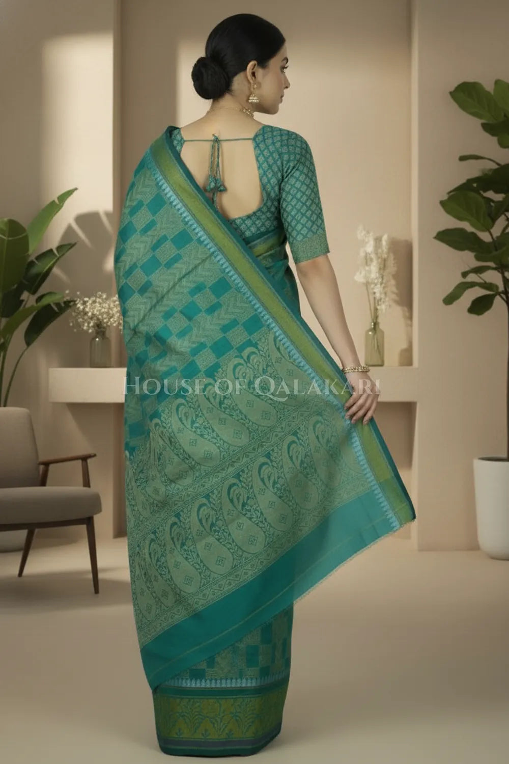 mulmul cotton patola saree 0433 back pose