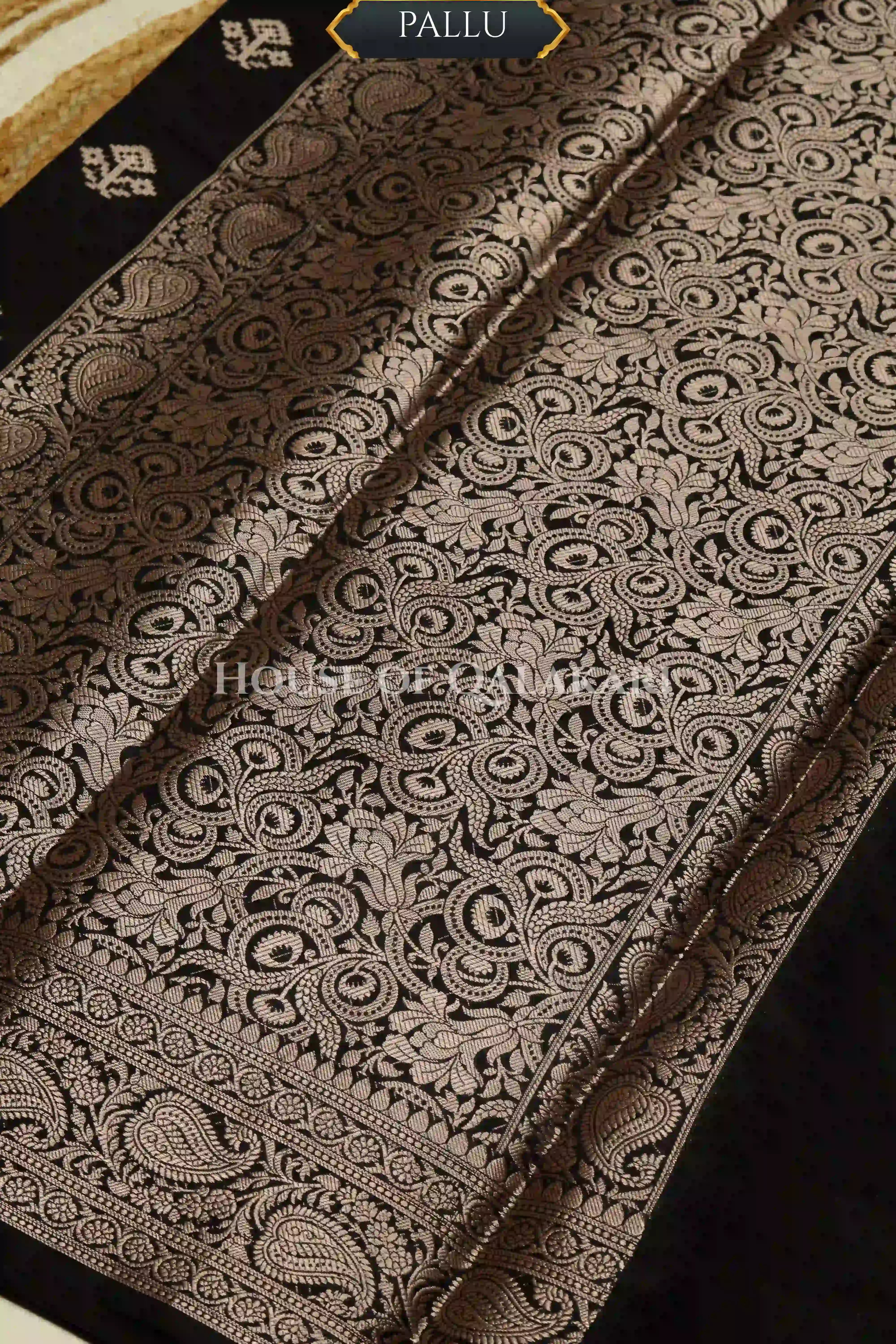 Monga Silk Saree pallu