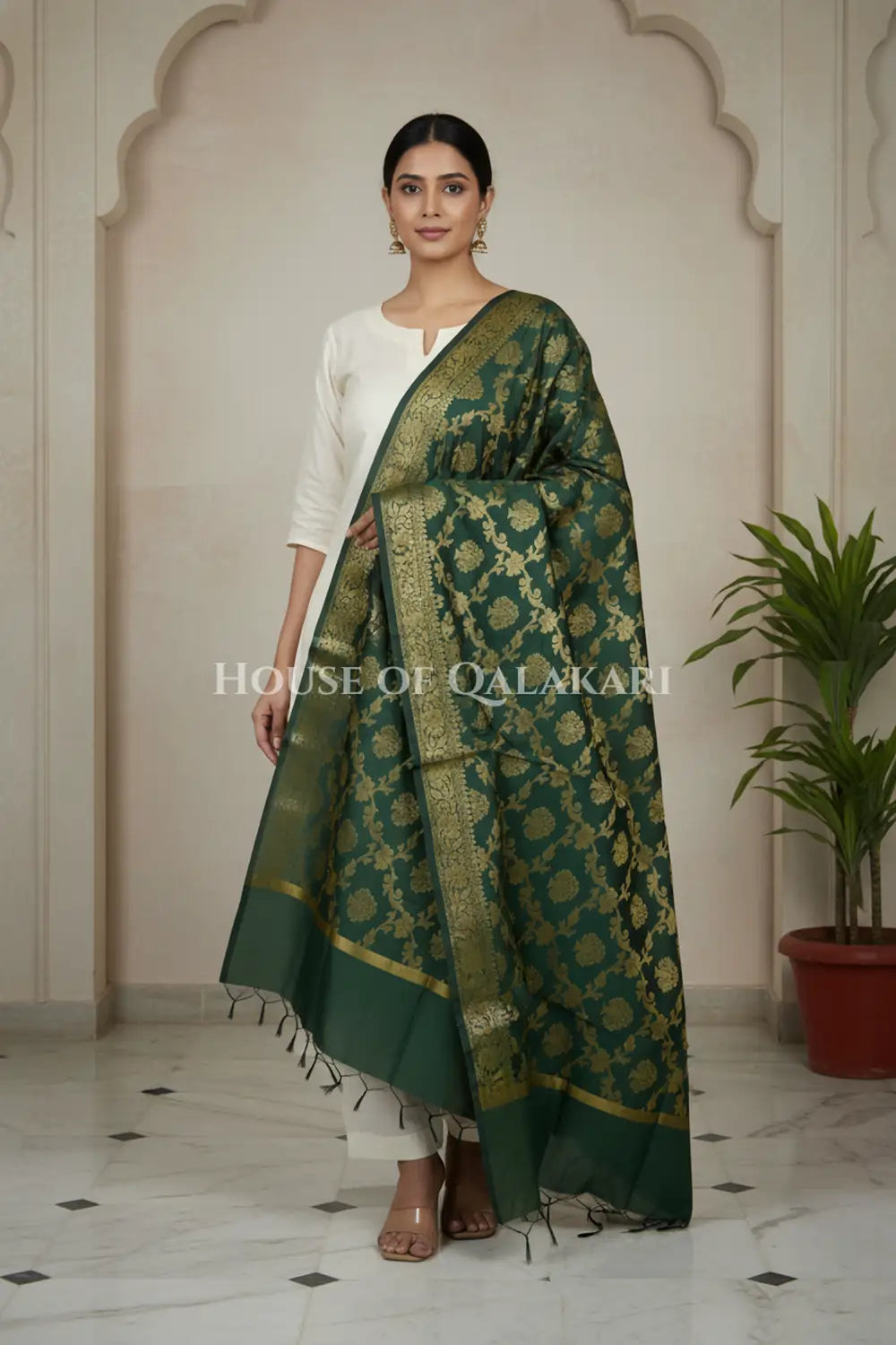 silk dupatta 0238 front pose1