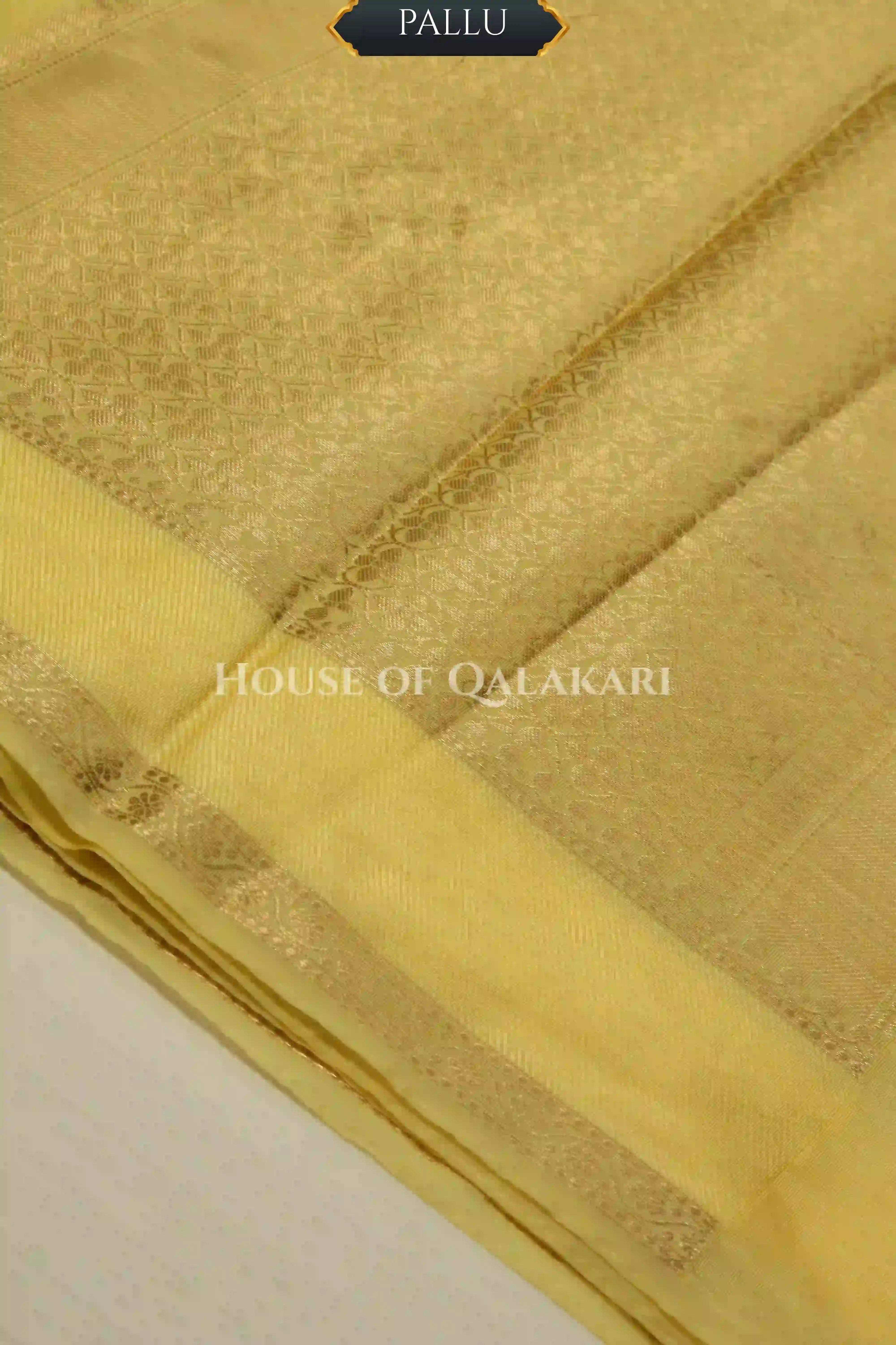 moonga silk saree pallu