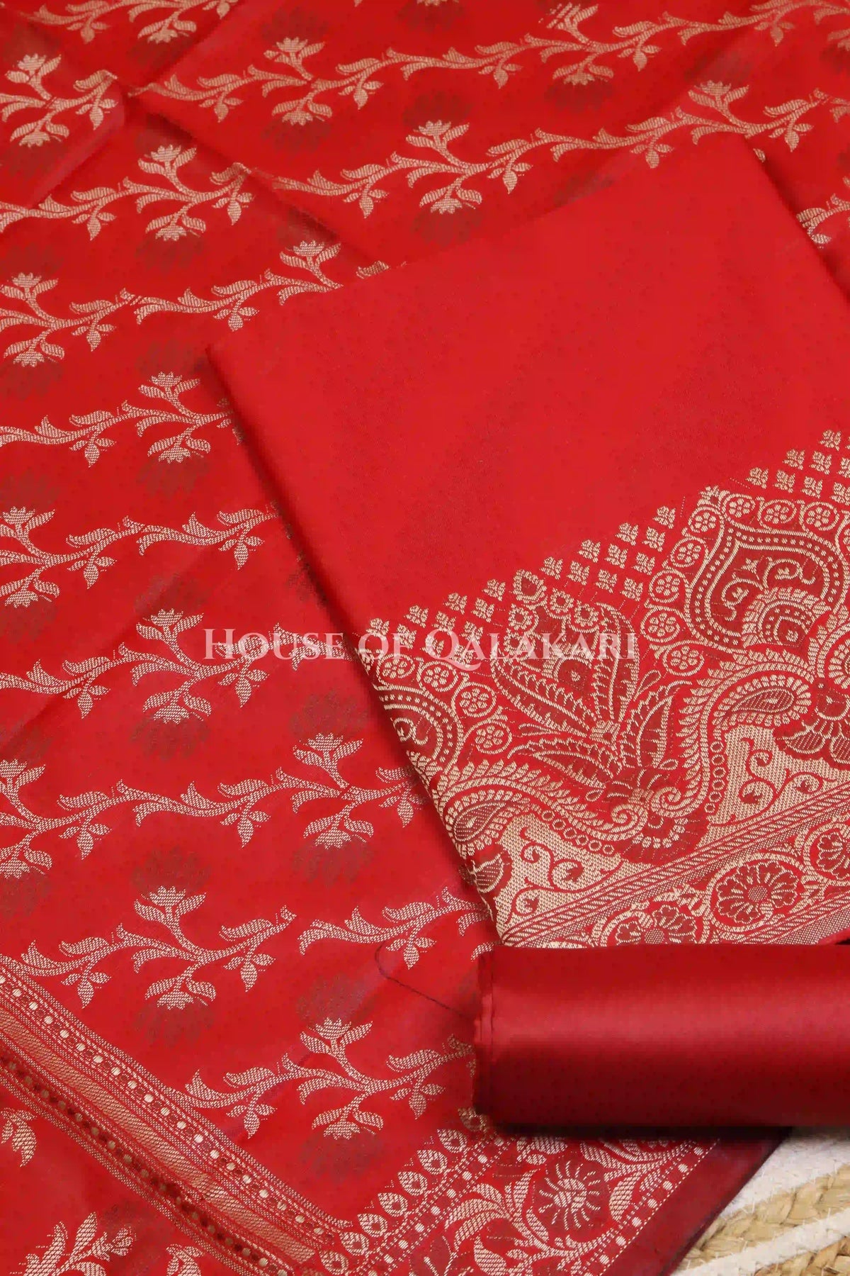 Banarasi Unstitched Dress Material in Red and with plain body and resham border and diagonally striped resham dupatta – product