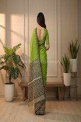 cotton kalamkari saree 0467 outdoor pose