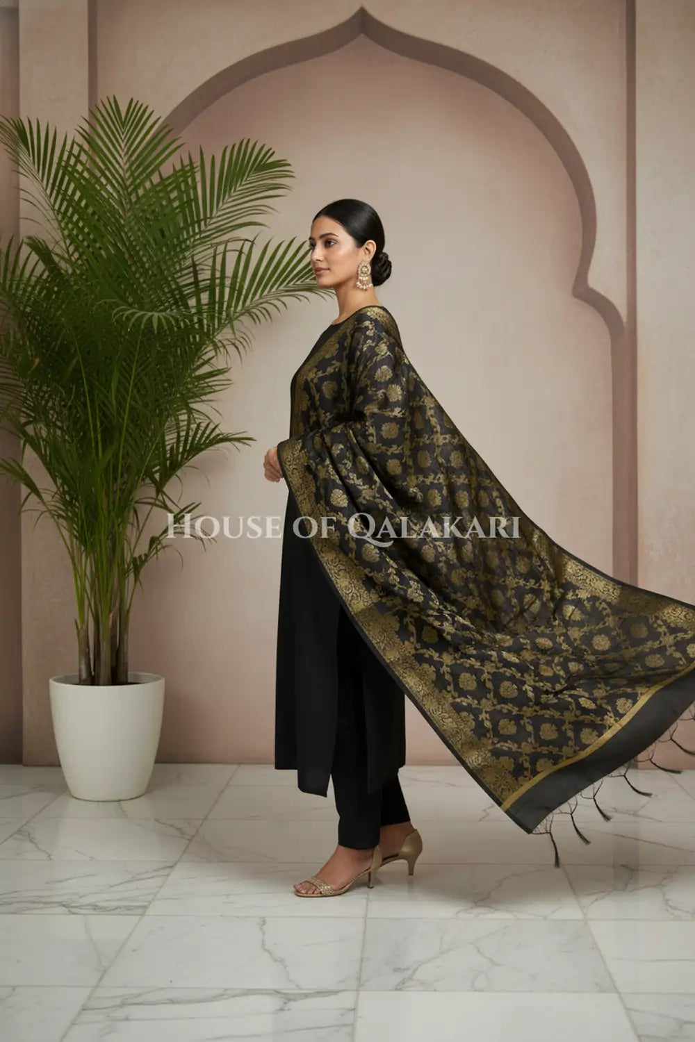 silk dupatta 0239 left pose1