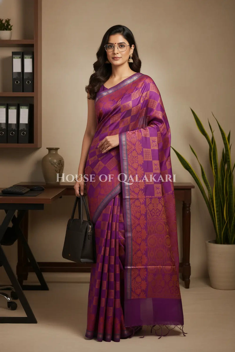 mulmul cotton patola saree office pose