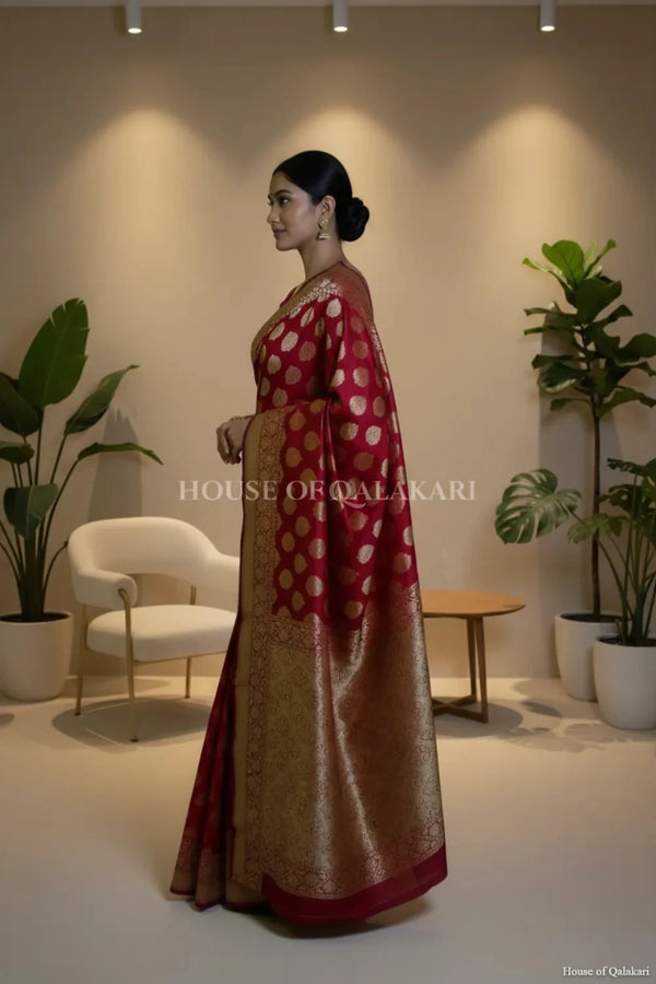 georget silk saree side pose
