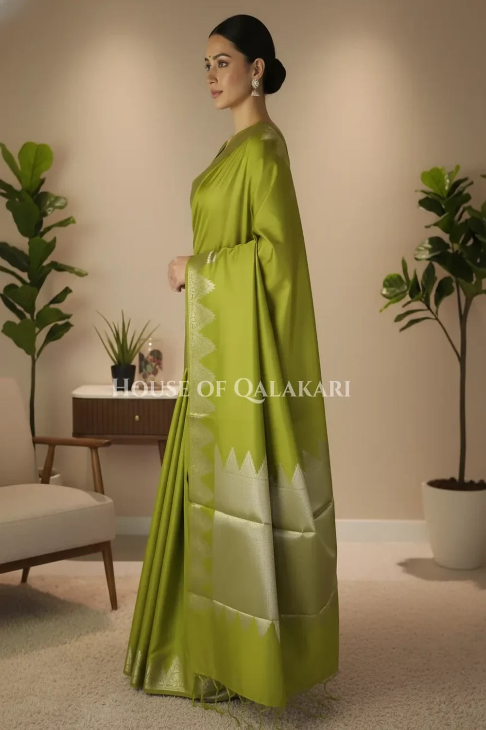 Silk Saree side pose