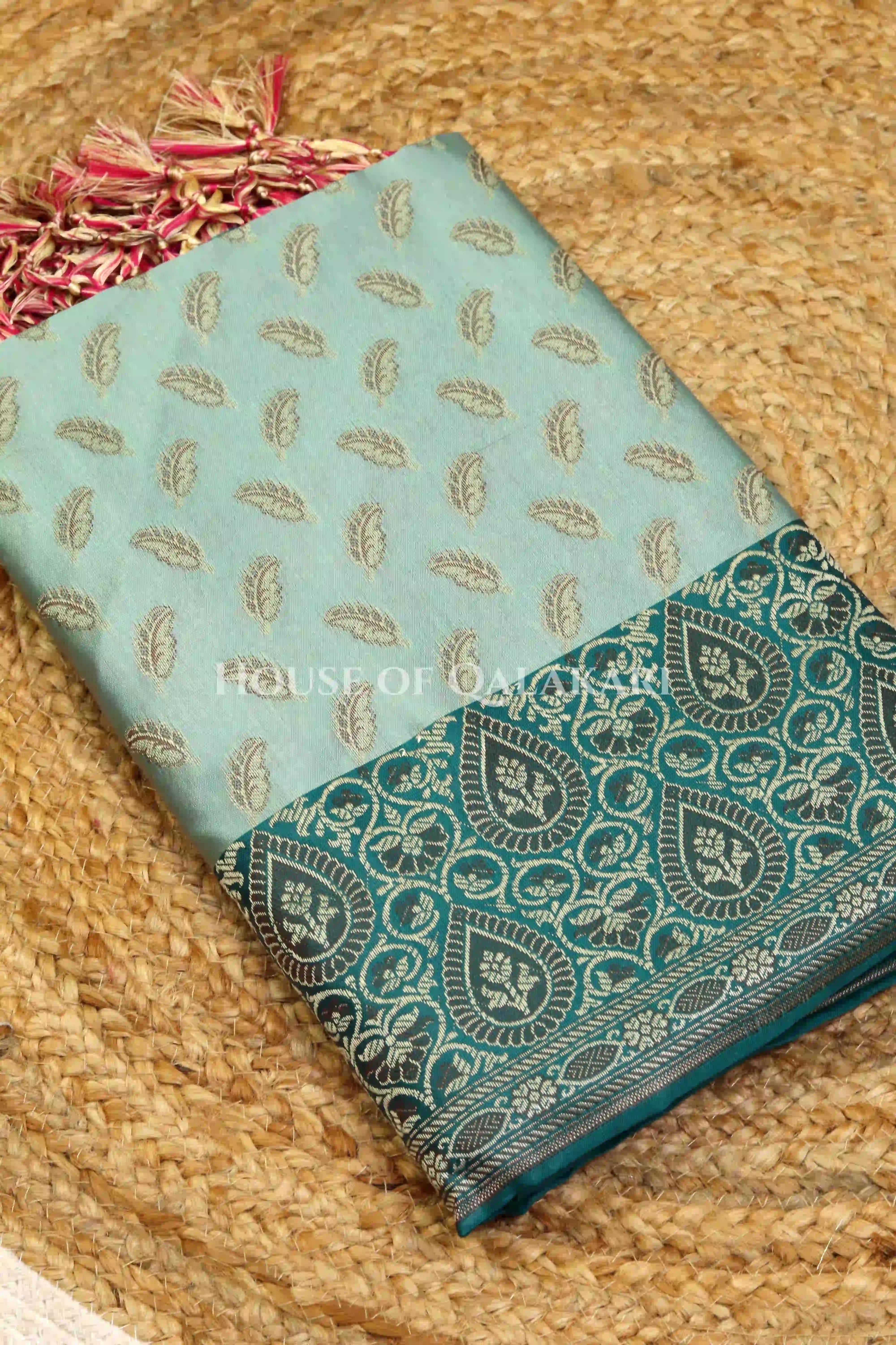 Banarasi Unstitched Dress Material in Silver Green and with all over leaf buti and resham border along with floral resham jaal dupatta – kurta