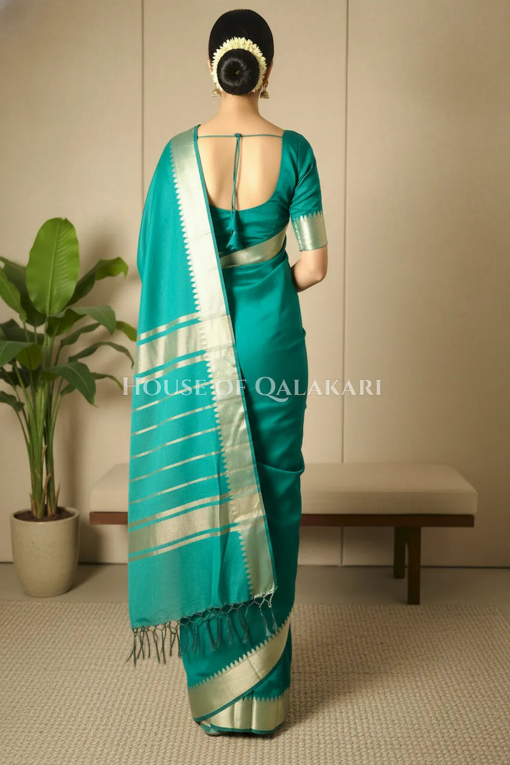 cotton saree 0341 back pose