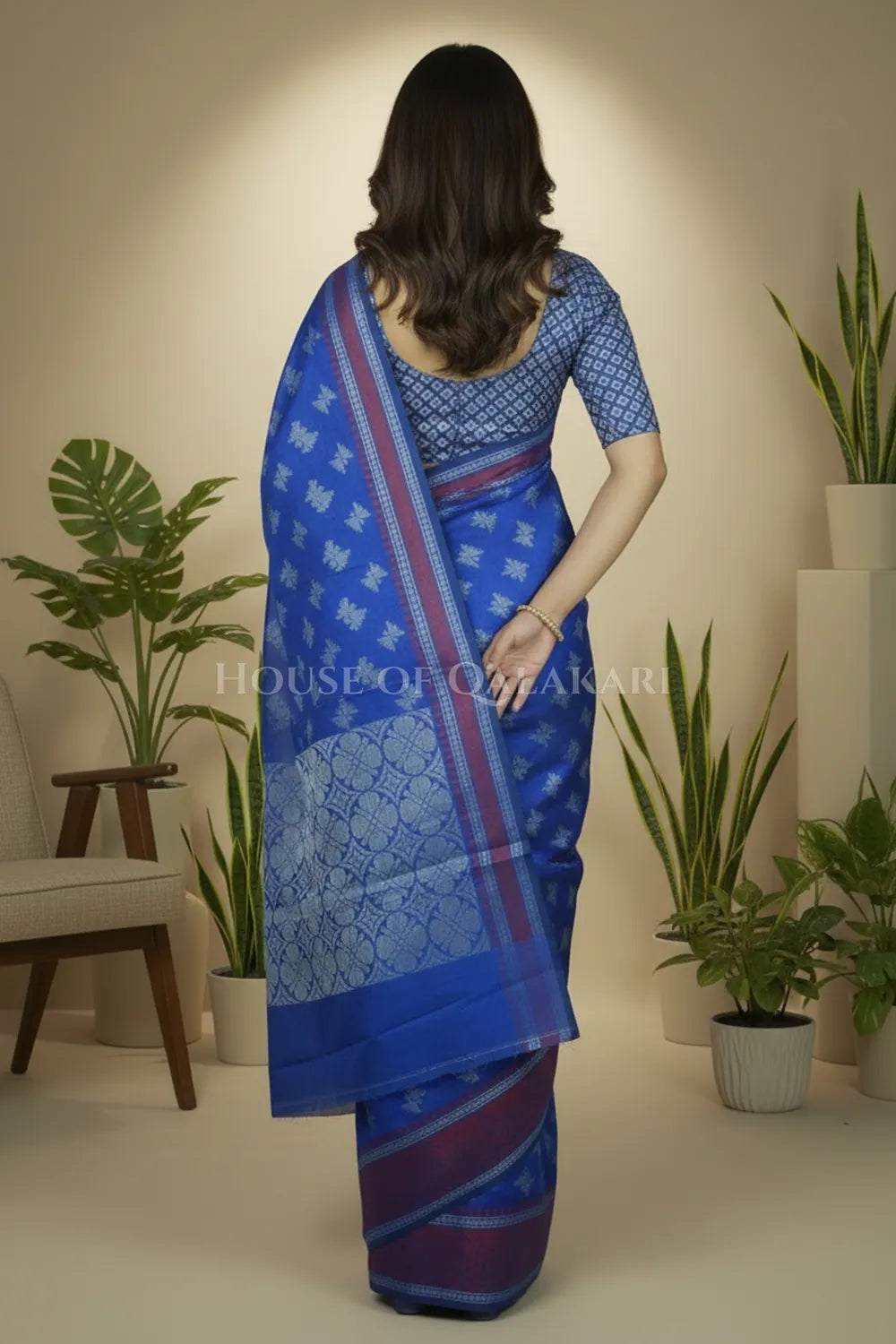 mulmul cotton patola saree 0438 back pose