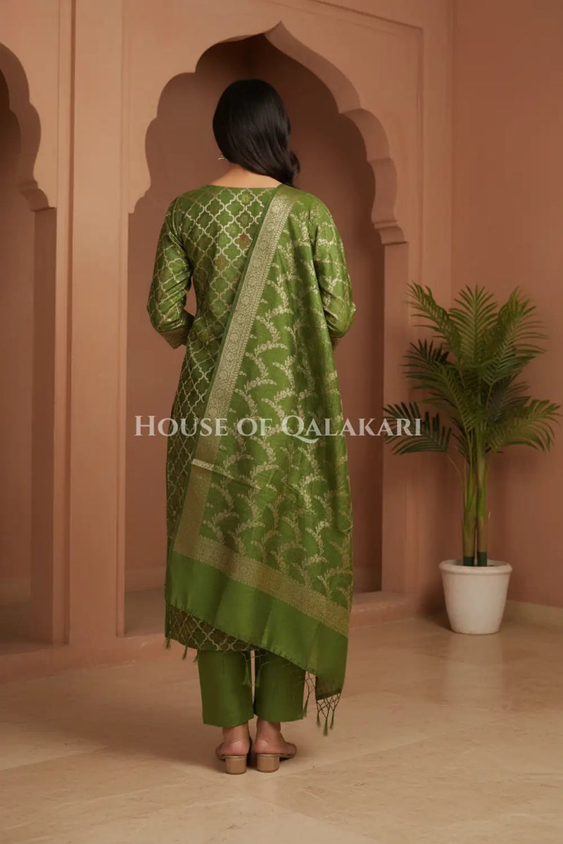 Banarasi Chanderi Cotton Unstitched Dress Material in Mehndi and with matching floral vine jaal dupatta – back pose