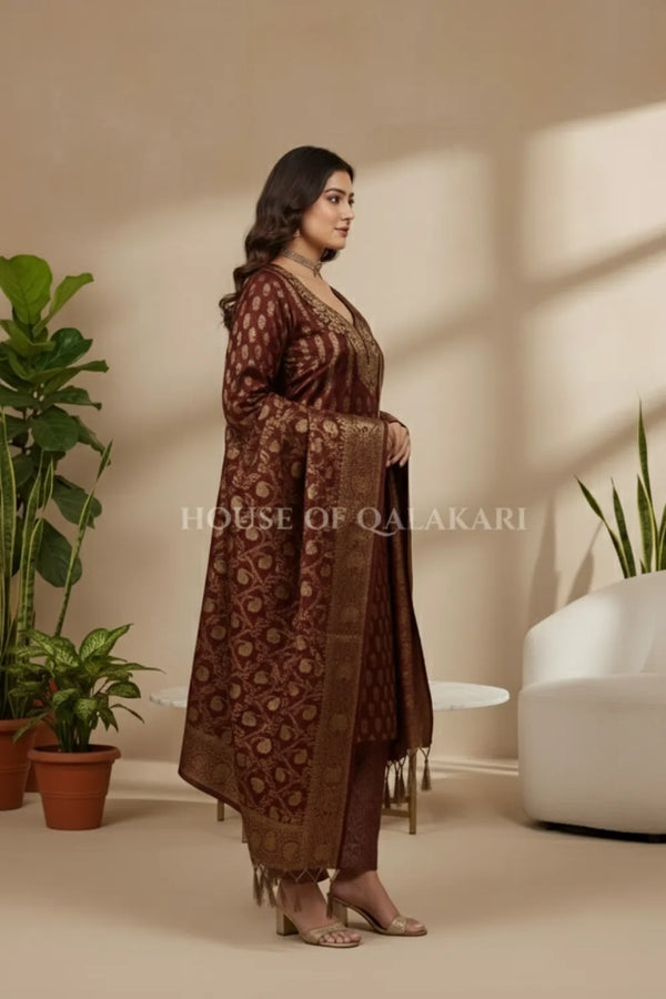chanderi cotton dress material side pose