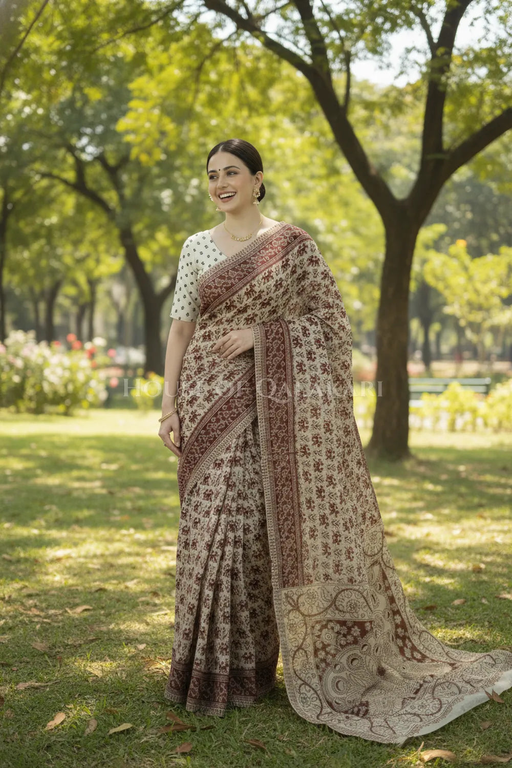 cotton kalamkari saree 0458 outdoor pose