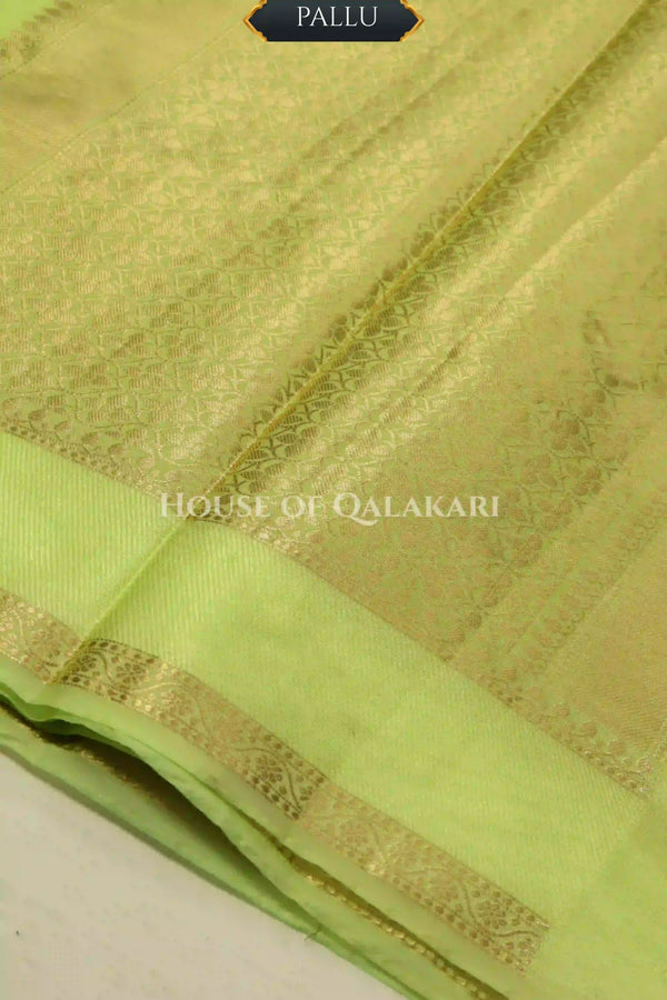 moonga silk saree pallu