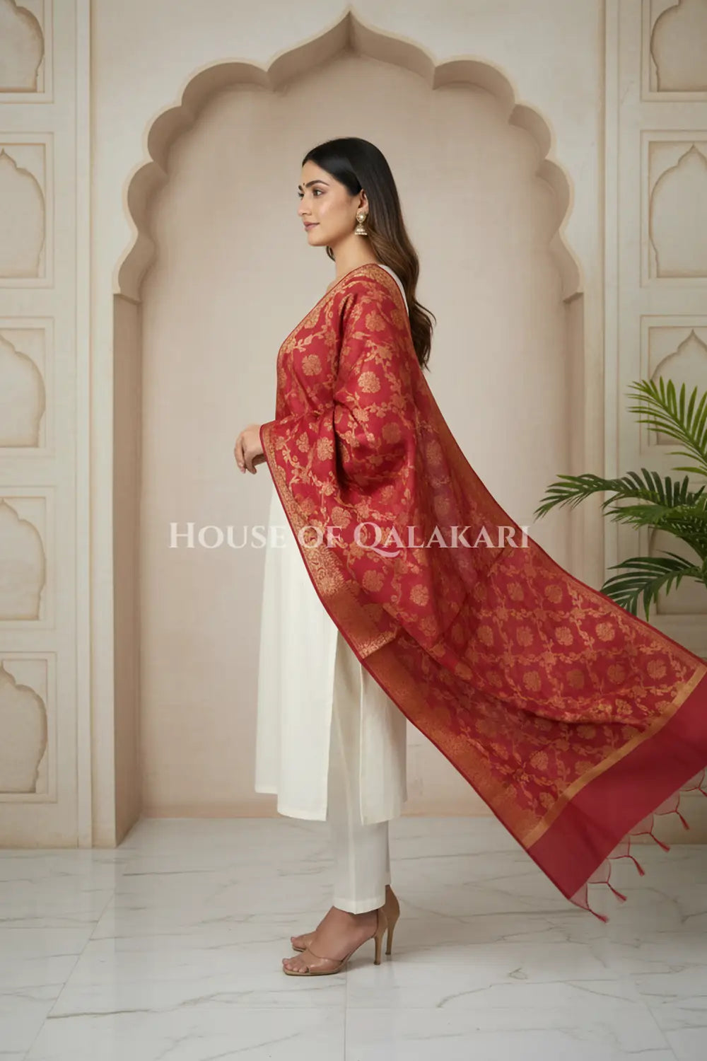 silk dupatta 0237 side pose