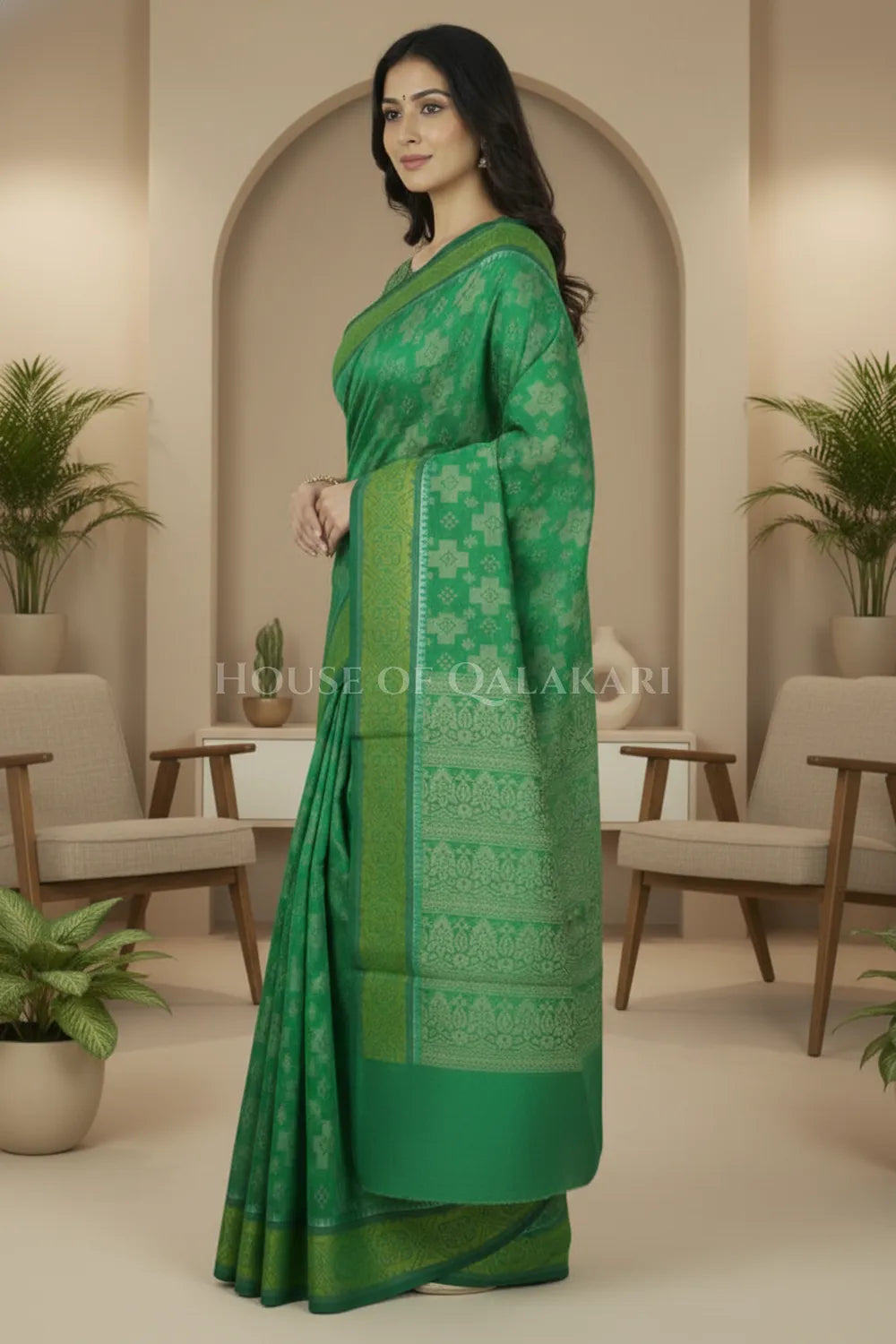 mulmul cotton patola saree 0429 side pose