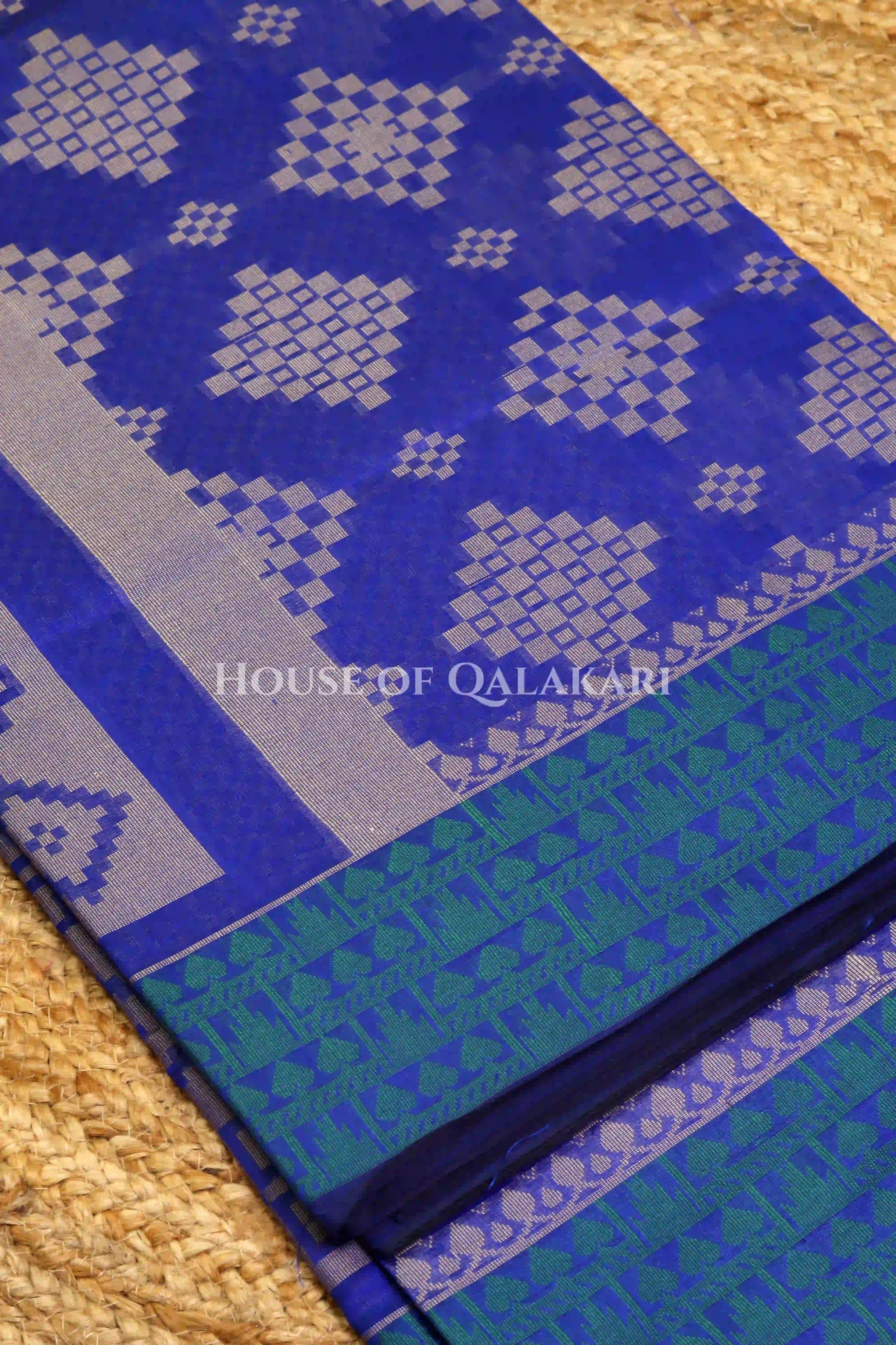 mulmul cotton patola saree product
