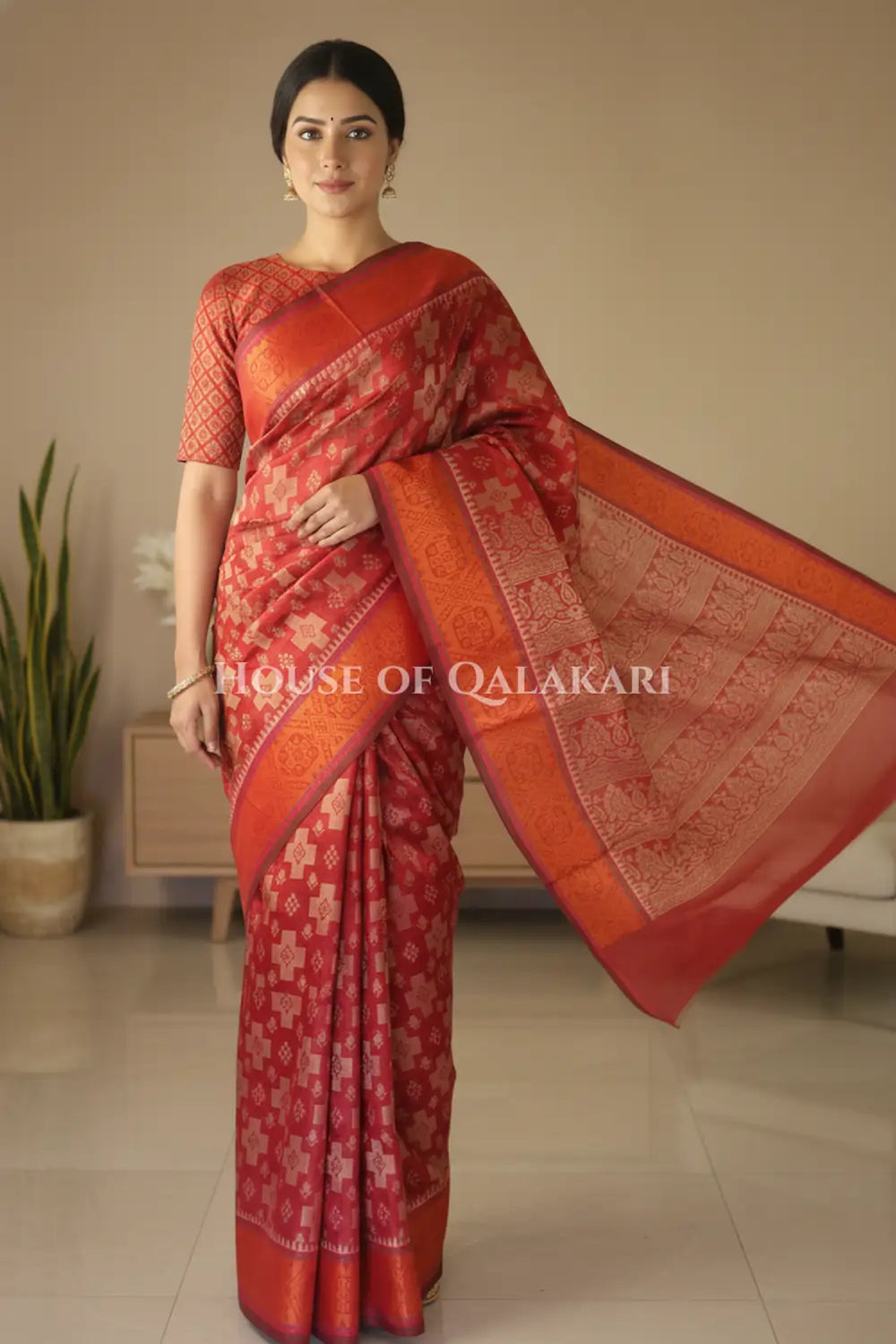 mulmul cotton patola saree front pose