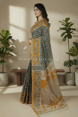 cotton kalamkari saree 0454 getting ready pose