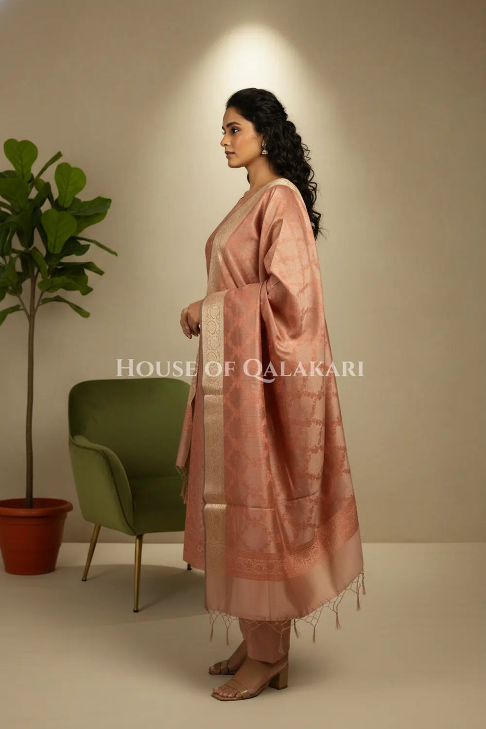 Banarasi Unstitched Dress Material in Brown Rust diamond Chokdi resham work kurta and zari border – side pose