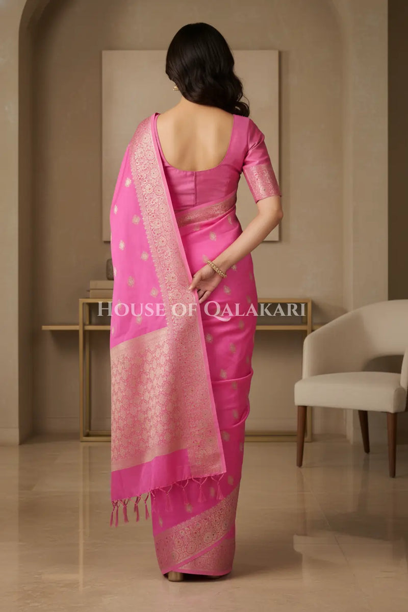 moonga silk saree back pose
