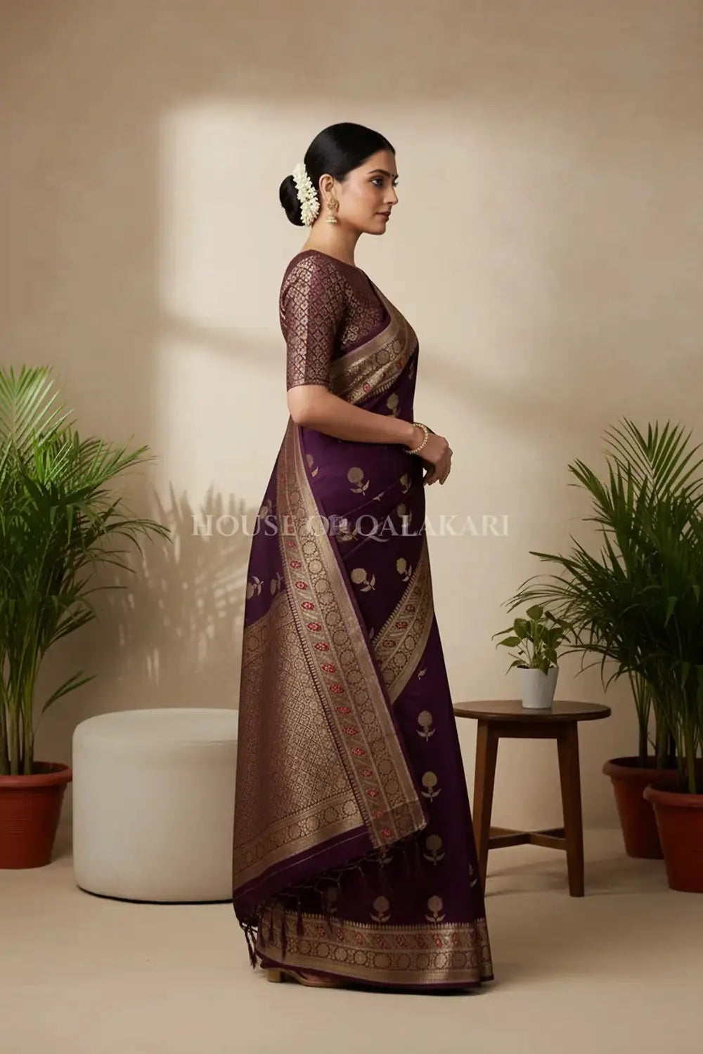 chiniya pure silk saree side pose