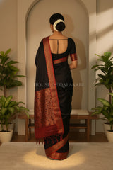 silk saree back pose