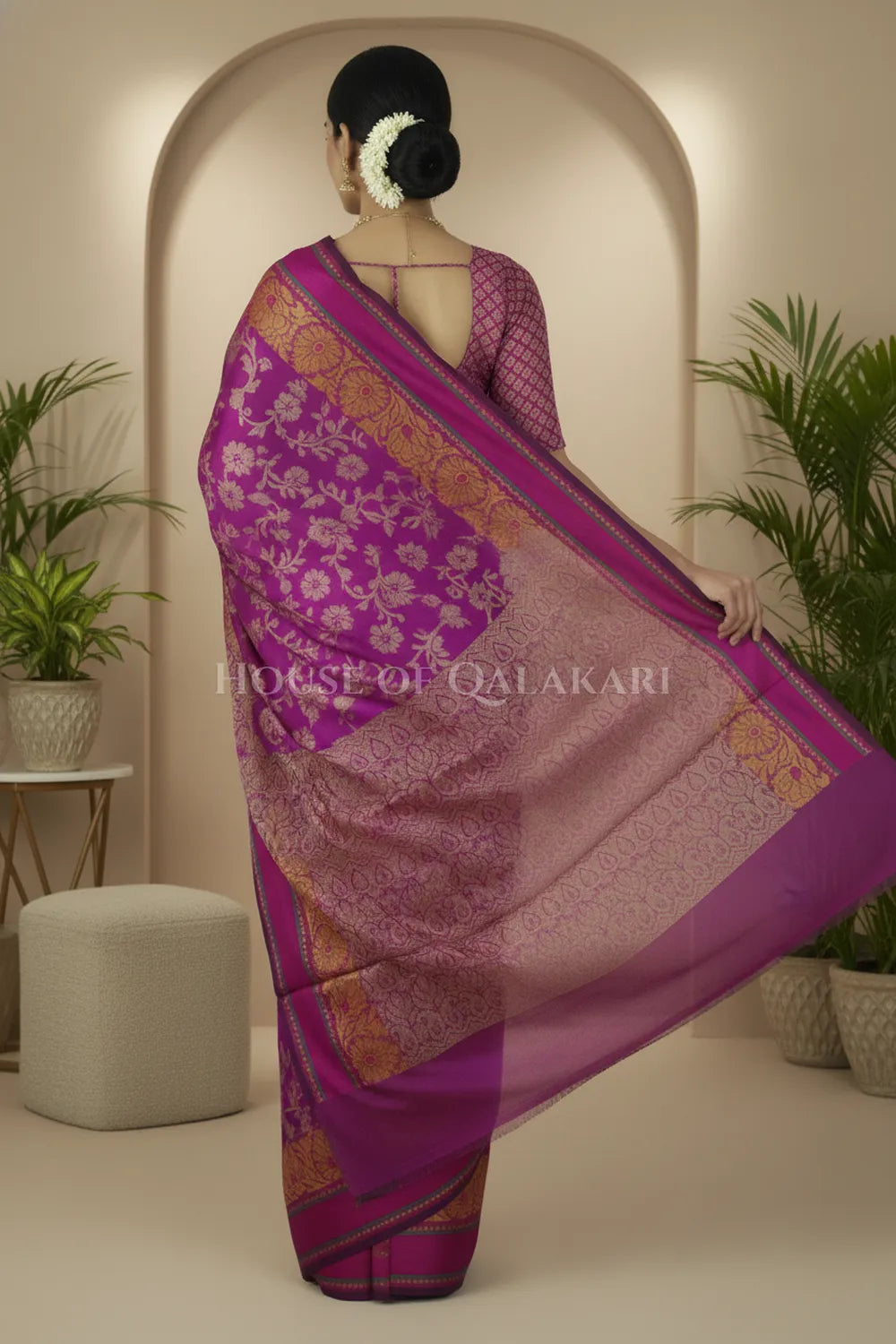 mulmul cotton patola saree 0414 back pose