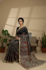 kota cotton kalamkari saree 0453 getting ready pose