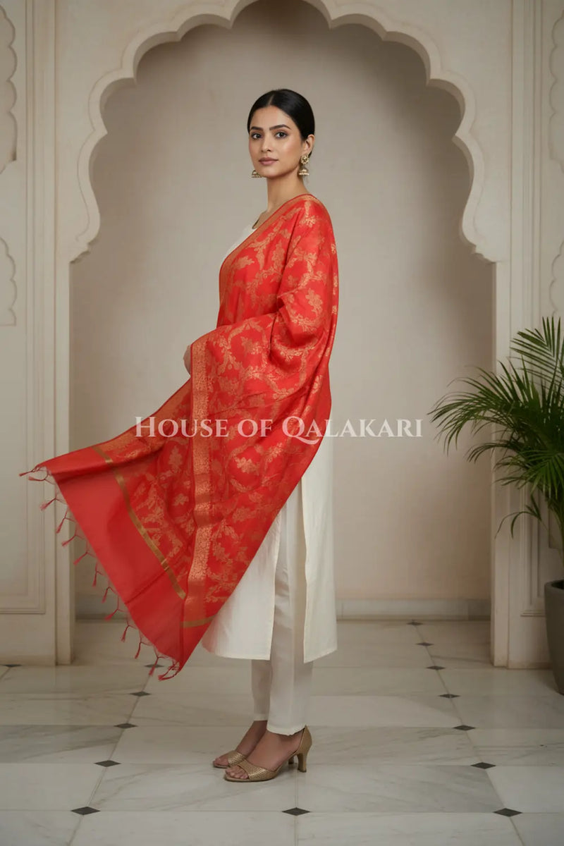 silk dupatta 0245 side pose