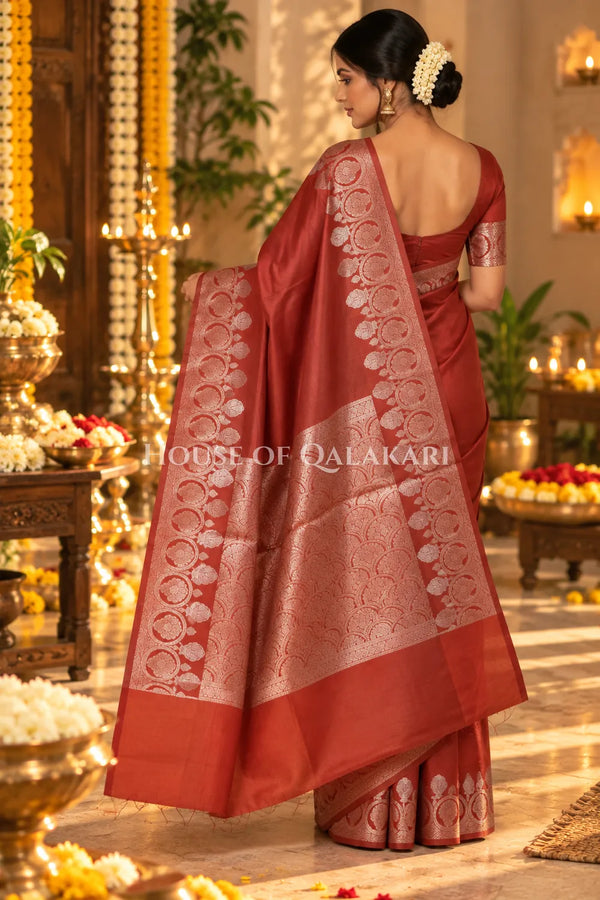 Banarasi Raw Mango Silk Saree in Maroon with Plain Body & Floral Zari Border & Pallu