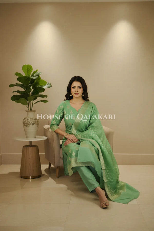 Munga Pure Silk Zari Floral Buti Unstitched Dress Material-Mint Green