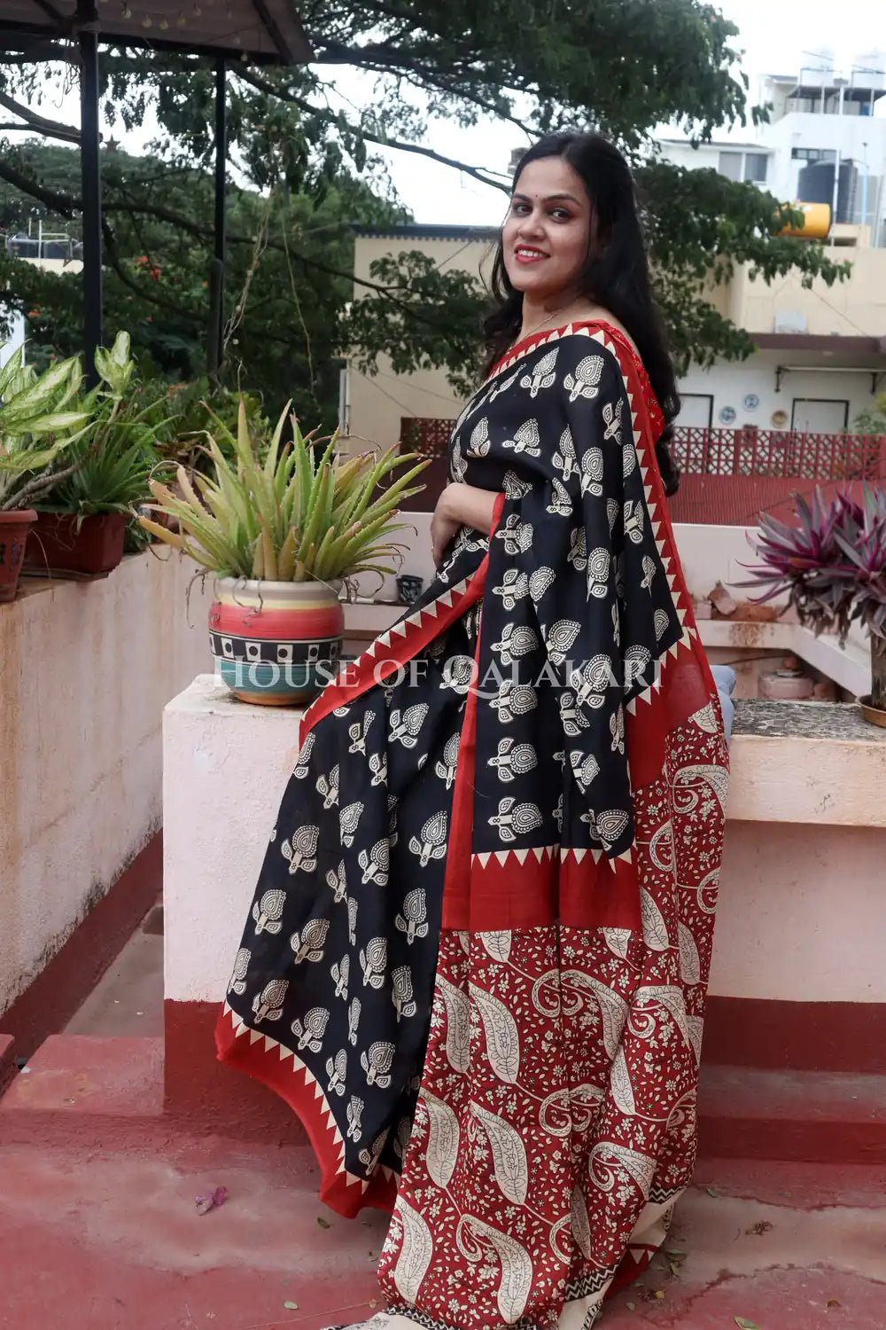 Black & Rust Bagru Mulmul Cotton Saree with Off-White Paisley Motifs